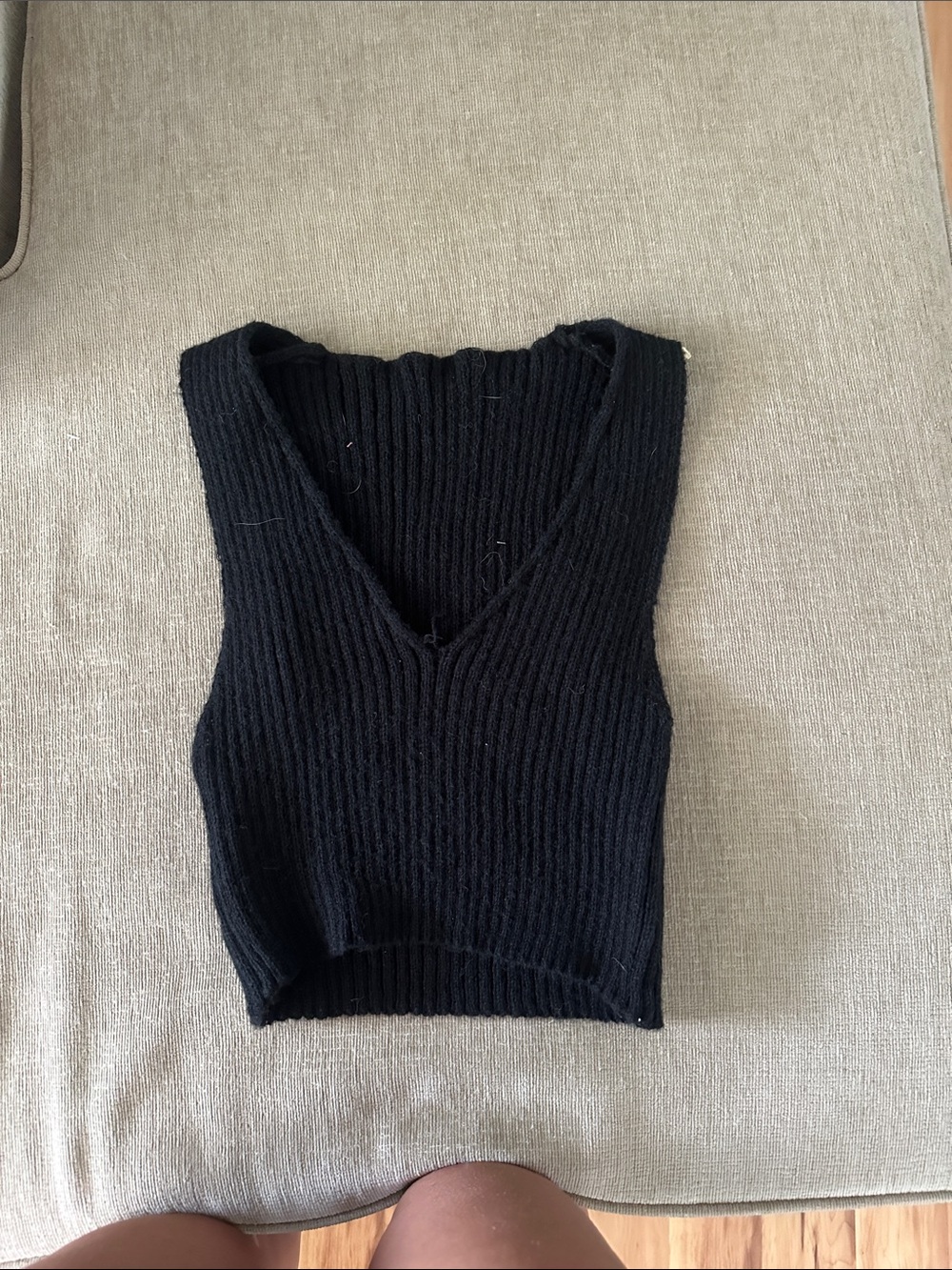 Black Ribbed V-Neck Knit Vest